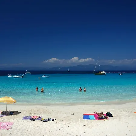 Phoenica Antipaxos