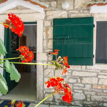 Phoenica Villa Antipaxos
